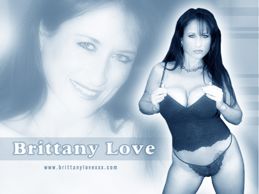 Brittany Love Wallpaper - 1024x768