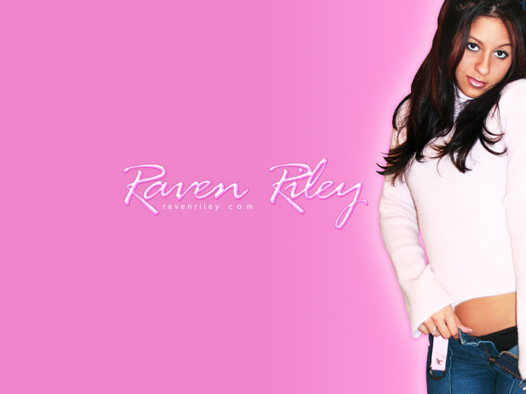 Raven Riley Wallpaper - 1024x768