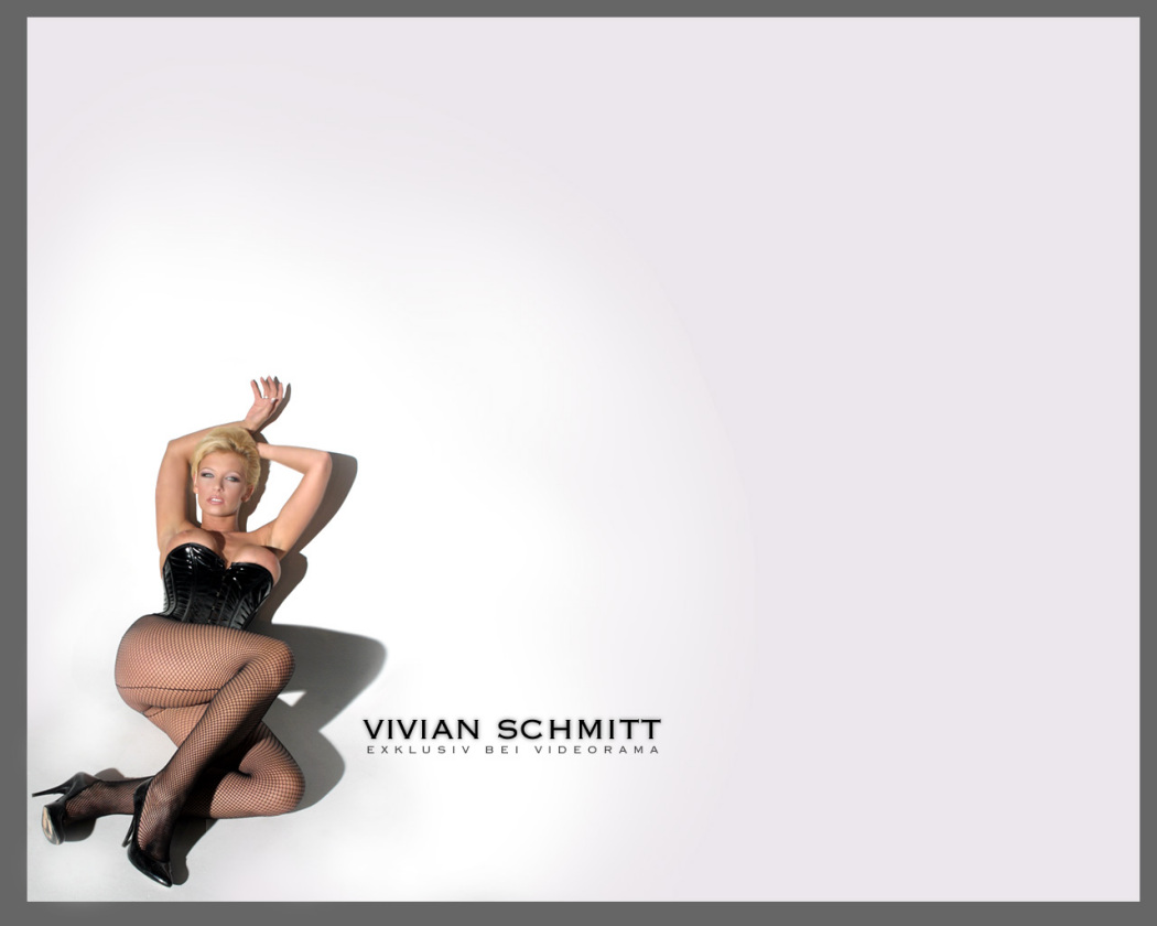 Vivian Schmitt Wallpaper - 1050x840